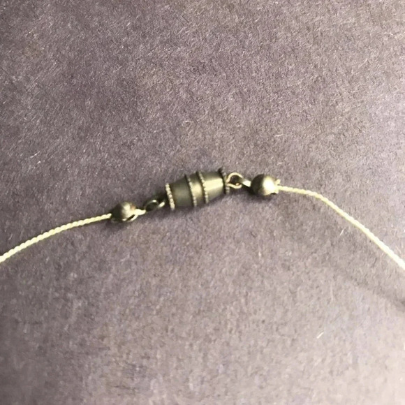 Hand Made Elegant Pearl Necklace Simple Minimal - Picture 4 of 7